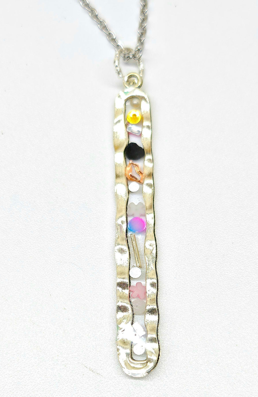 Colorful Multi-Stone Confetti Pendant Necklace with Stainless Steel Chain for Dazzling Style and Joyful Fashion