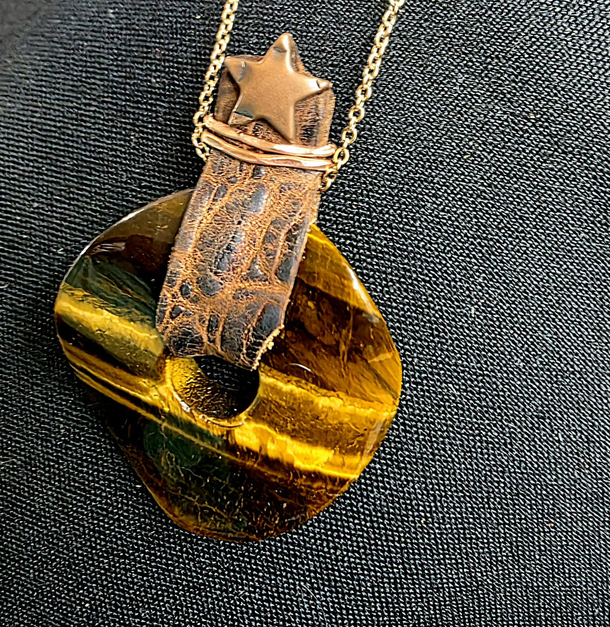 Wayfinder – UNBROKEN Tiger’s Eye Pendant Necklace, Handcrafted Copper & Leather Talisman, Rustic Warrior Jewelry, Grounding Stone Necklace