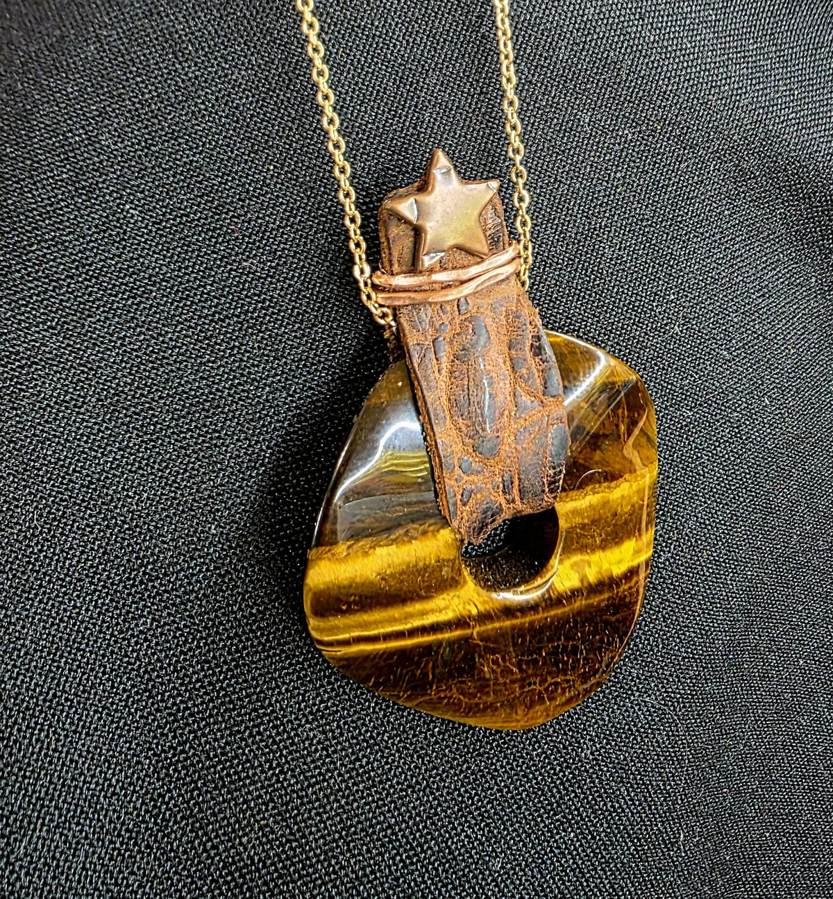 Wayfinder – UNBROKEN Tiger’s Eye Pendant Necklace, Handcrafted Copper & Leather Talisman, Rustic Warrior Jewelry, Grounding Stone Necklace