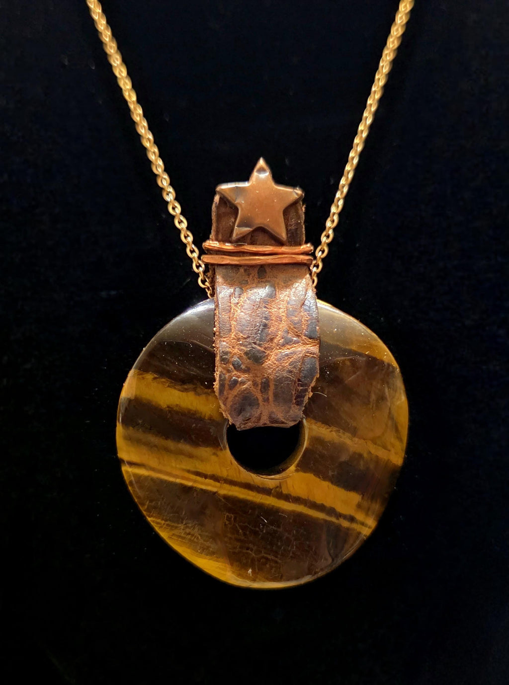 Wayfinder – UNBROKEN Tiger’s Eye Pendant Necklace, Handcrafted Copper & Leather Talisman, Rustic Warrior Jewelry, Grounding Stone Necklace