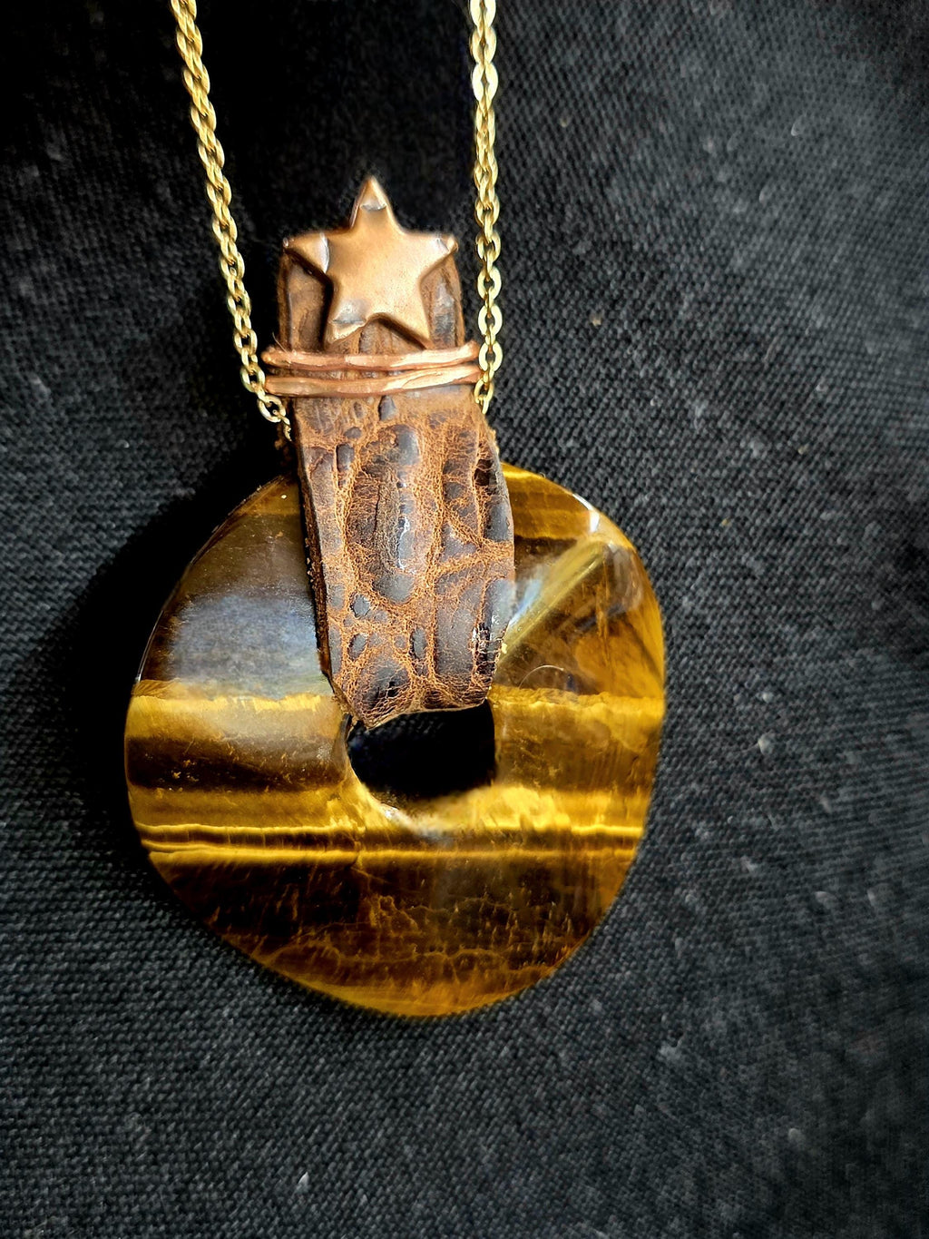 Wayfinder – UNBROKEN Tiger’s Eye Pendant Necklace, Handcrafted Copper & Leather Talisman, Rustic Warrior Jewelry, Grounding Stone Necklace
